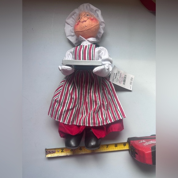 Annalee Red and Green Striped Doll Mrs Clause Cookies - Picture 6 of 8